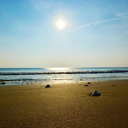 Maison Accueillante Avec Jardin, Sainte-Marie-de-Ré