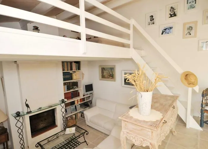 Maison Accueillante Avec Jardin, Sainte-Marie-de-Ré