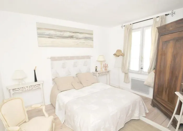 Maison Accueillante Avec Jardin, * Sainte-Marie-de-Ré